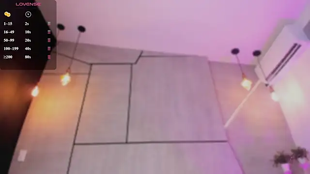 Snapshot of Lilyrousse_ chatting on March 28, 7:46 pm Lilyrousse online show from March 28, 7:46 pm