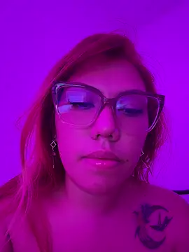 Snapshot of Lia_Sterling chatting on March 7, 8:44 am Lia Sterling online show from March 7, 8:44 am