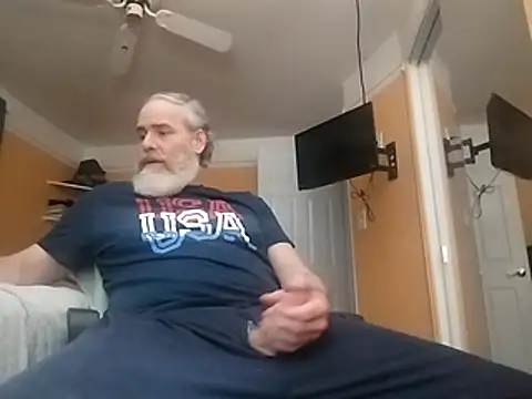 Snapshot of 32666damon chatting on March 11, 4:40 am 32666damon online show from March 11, 4:40 am