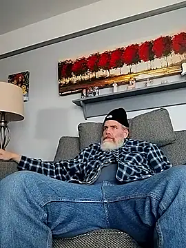 Snapshot of 32666damon chatting on March 12, 8:37 pm 32666damon online show from March 12, 8:37 pm