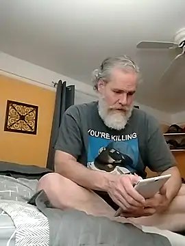 Snapshot of 32666damon chatting on April 5, 3:58 am 32666damon online show from April 5, 3:58 am