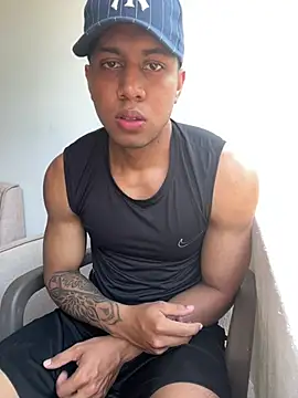 Snapshot of Paulcreewx chatting on March 24, 10:15 pm Paulcreewx online show from March 24, 10:15 pm