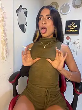 myeli10 online show from March 22, 6:44 pm