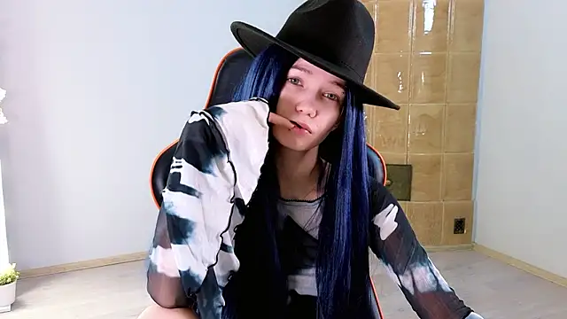 Snapshot of GG_Viper chatting on March 18, 9:18 pm GG Viper online show from March 18, 9:18 pm