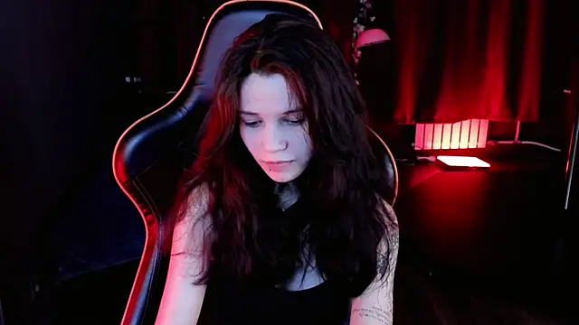 Snapshot of GG_Viper chatting on March 31, 8:53 pm GG Viper online show from March 31, 8:53 pm