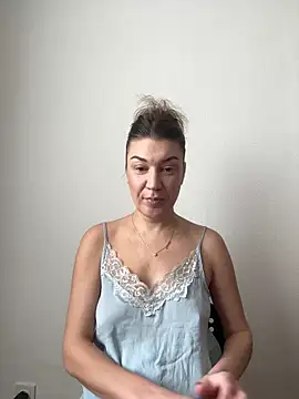 Snapshot of MilaDiva34 chatting on March 26, 8:53 am MilaDiva34 online show from March 26, 8:53 am