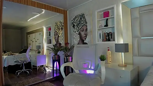 Snapshot of ZoeTaylorl chatting on March 18, 1:36 pm ZoeTaylorl online show from March 18, 1:36 pm