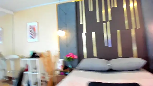 Snapshot of SofiiMontes chatting on March 19, 12:20 pm SofiiMontes online show from March 19, 12:20 pm