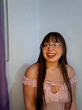 Snapshot of _scarlettmoon chatting on March 15, 4:07 am scarlettmoon online show from March 15, 4:07 am