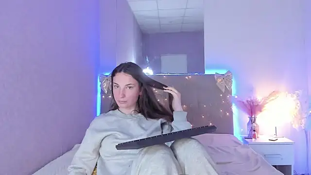 JosephineRows online show from March 23, 1:48 pm