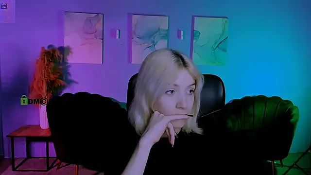 Snapshot of _sabrina_moore chatting on March 24, 12:21 pm sabrina moore online show from March 24, 12:21 pm