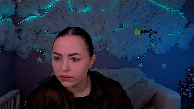 polly rosse online show from April 4, 1:08 pm