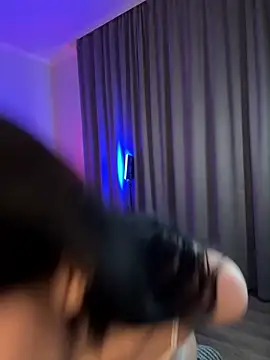 AgnesMagic online show from April 2, 5:05 am