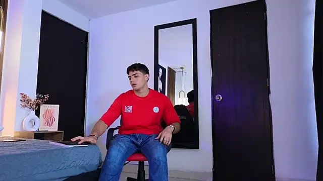 Snapshot of MrAdonis_ chatting on March 30, 5:47 pm MrAdonis online show from March 30, 5:47 pm