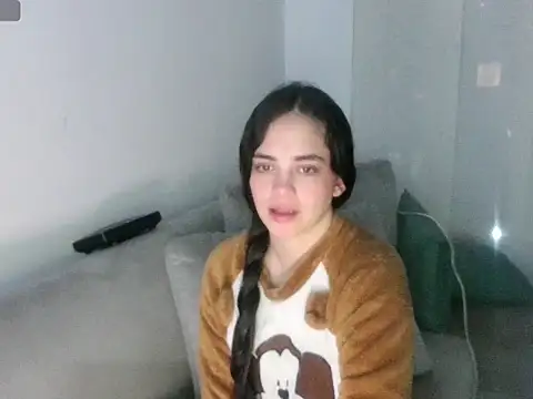 ashely jensen online show from March 22, 3:32 am