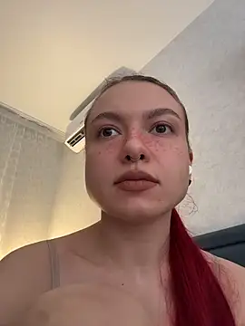 Snapshot of TwiceTheMess chatting on March 22, 8:01 pm TwiceTheMess online show from March 22, 8:01 pm