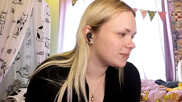 AnimeGirl67 online show from April 4, 1:41 pm