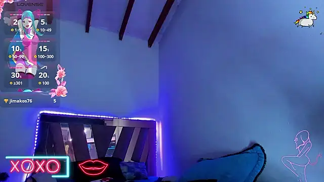 SkyeGabbyRose online show from March 25, 8:53 am