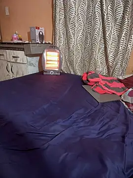 wildthroat online show from March 25, 1:22 am