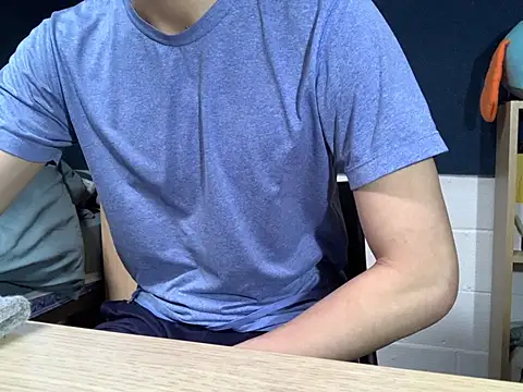 Snapshot of hoppyhops chatting on April 4, 2:47 pm hoppyhops online show from April 4, 2:47 pm