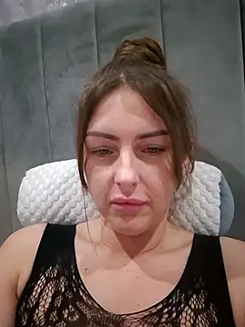 sexymilf30x online show from March 26, 8:58 pm