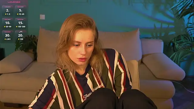 Mickey Milk online show from April 30, 6:58 pm