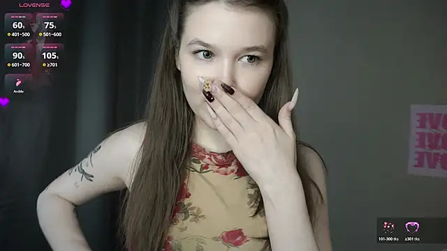 Snapshot of NicoleBryd chatting on April 1, 8:59 am NicoleBryd online show from April 1, 8:59 am