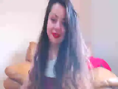 Snapshot of SexyNicolle4u chatting on March 23, 6:39 am SexyNicolle4u online show from March 23, 6:39 am