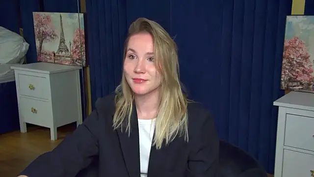 ElaraVoltage online show from March 31, 1:11 pm