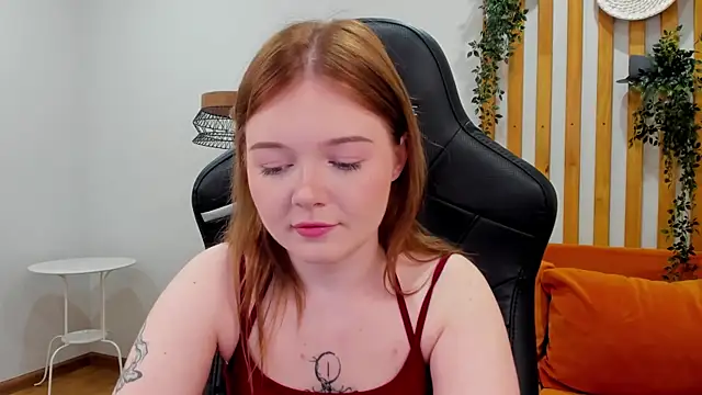 ElinaVale online show from July 3, 5:14 am
