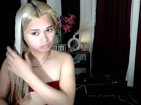 Snapshot of SweetyScarlet chatting on May 16, 11:53 am SweetyScarlet online show from May 16, 11:53 am