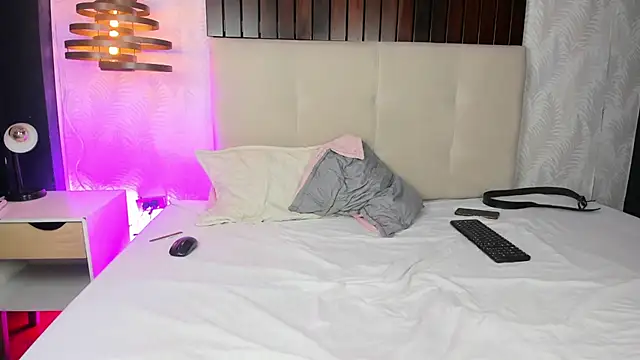 Jean Jagger online show from March 20, 11:59 am