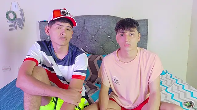 Snapshot of logan_andrew chatting on March 23, 8:35 pm logan andrew online show from March 23, 8:35 pm