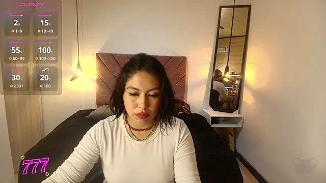 Snapshot of Amanda_Fox__ chatting on March 26, 7:41 pm Amanda Fox online show from March 26, 7:41 pm