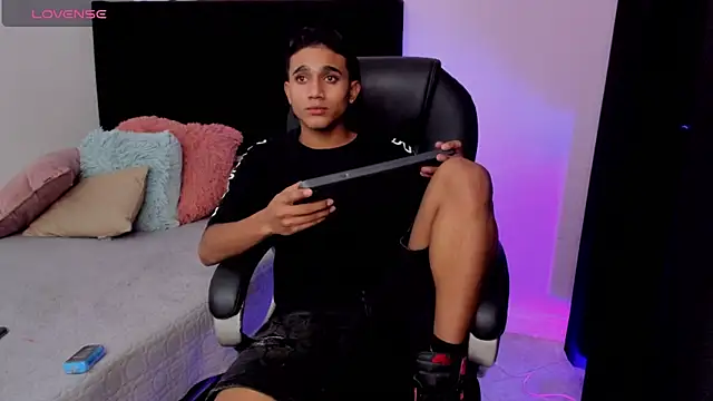 Morgan Bladee online show from March 18, 11:13 am