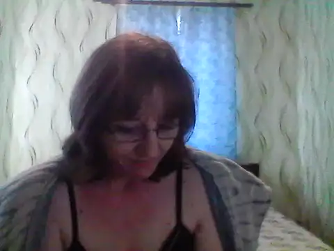 Alisaprice077 online show from March 23, 9:13 am