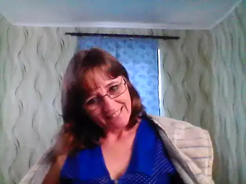 Alisaprice077 online show from March 31, 8:04 am