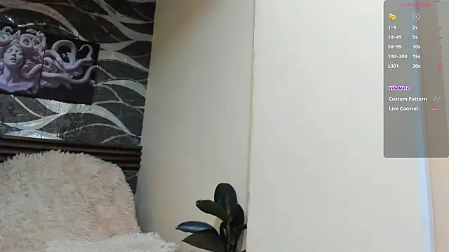 Snapshot of Luchoplayboy chatting on March 12, 12:00 pm Luchoplayboy online show from March 12, 12:00 pm