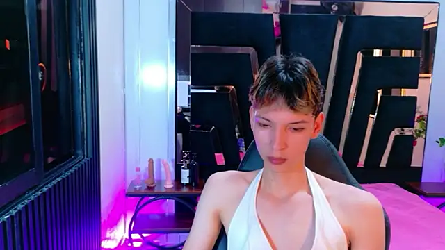 Stefany PiInk online show from April 1, 12:17 pm