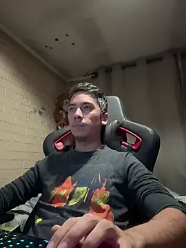 Snapshot of Cr1sXPorn chatting on April 7, 2:23 am Cr1sXPorn online show from April 7, 2:23 am