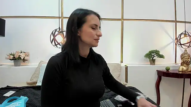 Snapshot of BrendaCantorel chatting on March 12, 11:49 am BrendaCantorel online show from March 12, 11:49 am