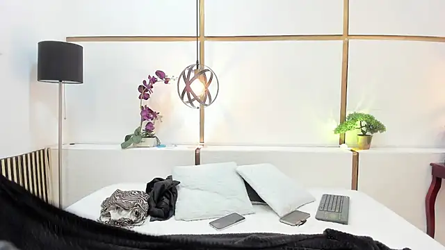 Snapshot of BrendaCantorel chatting on March 26, 12:00 pm BrendaCantorel online show from March 26, 12:00 pm