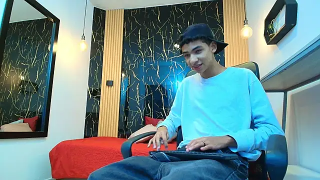 Snapshot of ValeriHot_1 chatting on April 1, 3:07 am ValeriHot 1 online show from April 1, 3:07 am