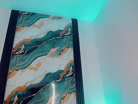 Snapshot of bianca_dream_ chatting on March 24, 7:41 pm bianca dream online show from March 24, 7:41 pm