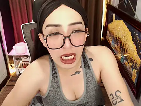 Snapshot of SexyCommander chatting on March 21, 8:41 am SexyCommander online show from March 21, 8:41 am