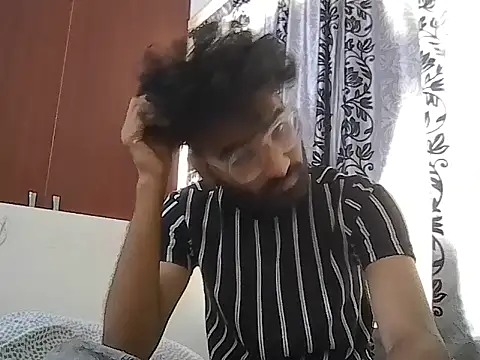 Madhu08fm online show from April 19, 8:46 am