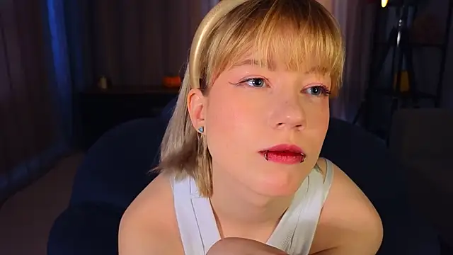 CythiaOttum online show from March 17, 3:11 am