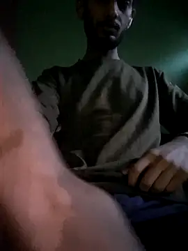 king parth2002 online show from March 21, 1:32 am