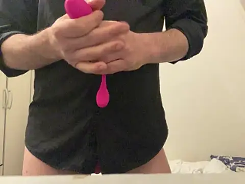 ParisSlut online show from June 13, 10:40 pm