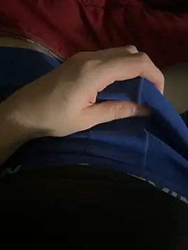 Snapshot of eddyh0t chatting on March 10, 11:43 pm eddyh0t online show from March 10, 11:43 pm